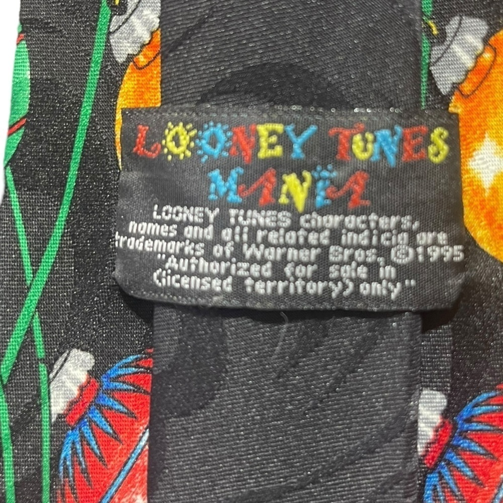 Warner Bros. Looney Tunes Christmas Tie - Green, Red, Blue - Picture 2 of 6